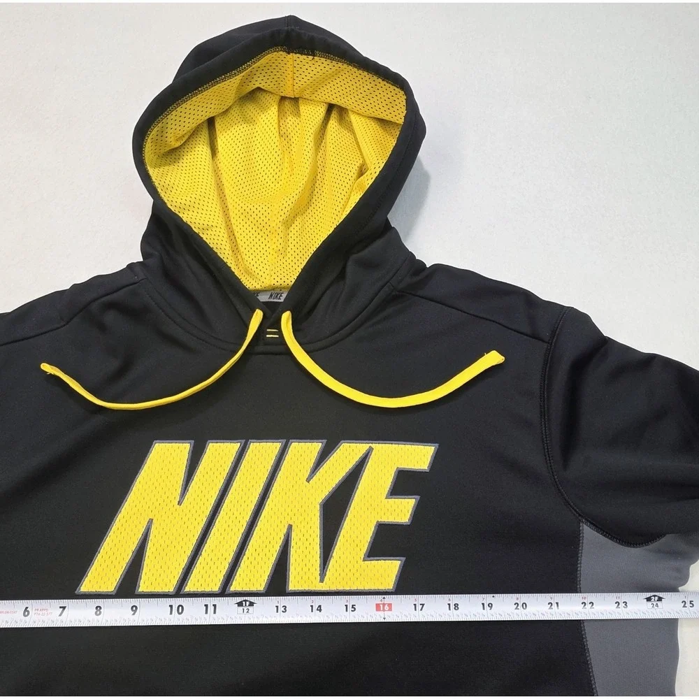 Nike Hoodie Mens‎ L Black Spellout Therma Fit Pullover Sweatshirt LIMITED USE